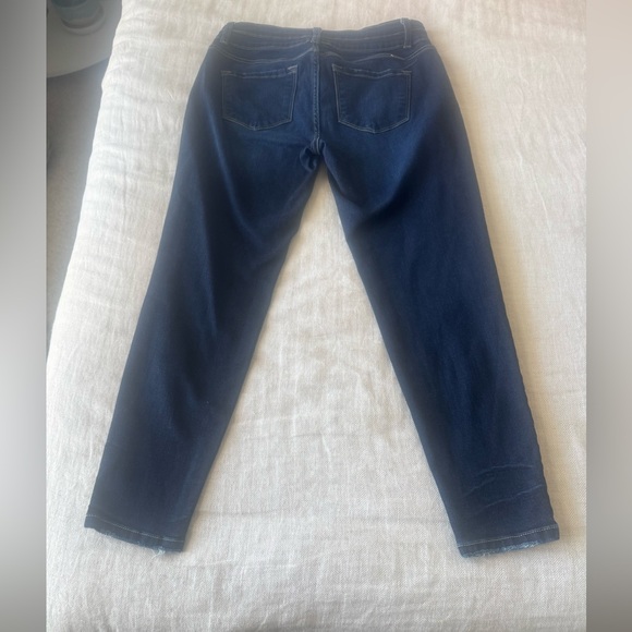 KanCan Kurvy Mid Rise Ankle Skinny Jeans - Picture 2 of 5